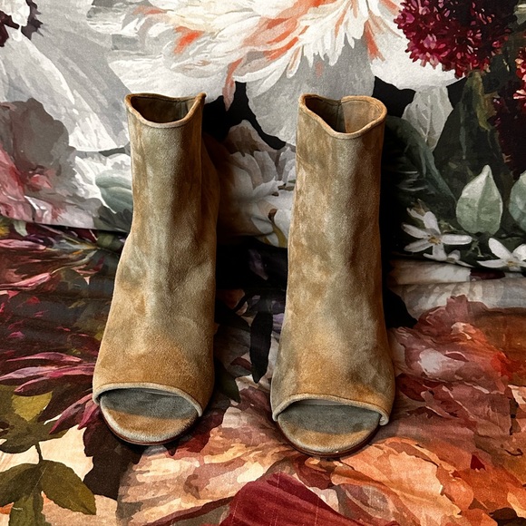 Etienne Aigner Simone Peep-Toe Bootie - Size 8.5 - Picture 3 of 5